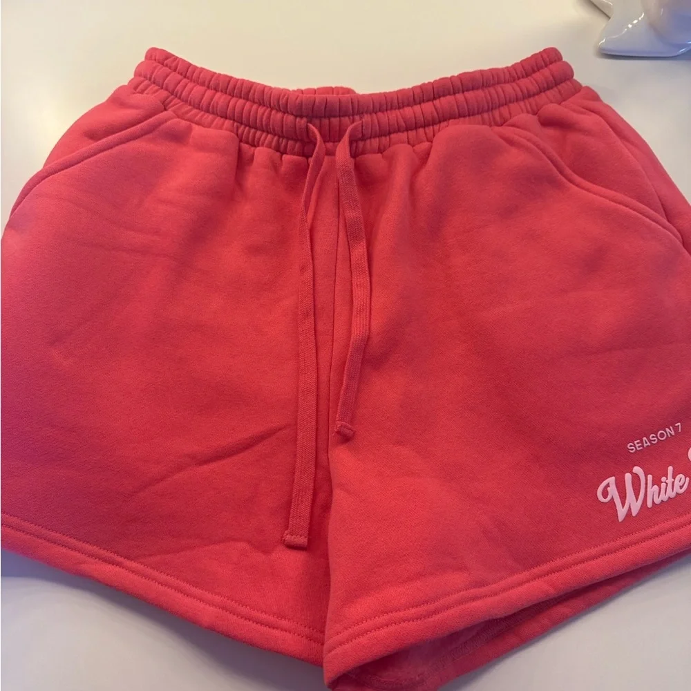 White Fox Set - Picture 5 of 7